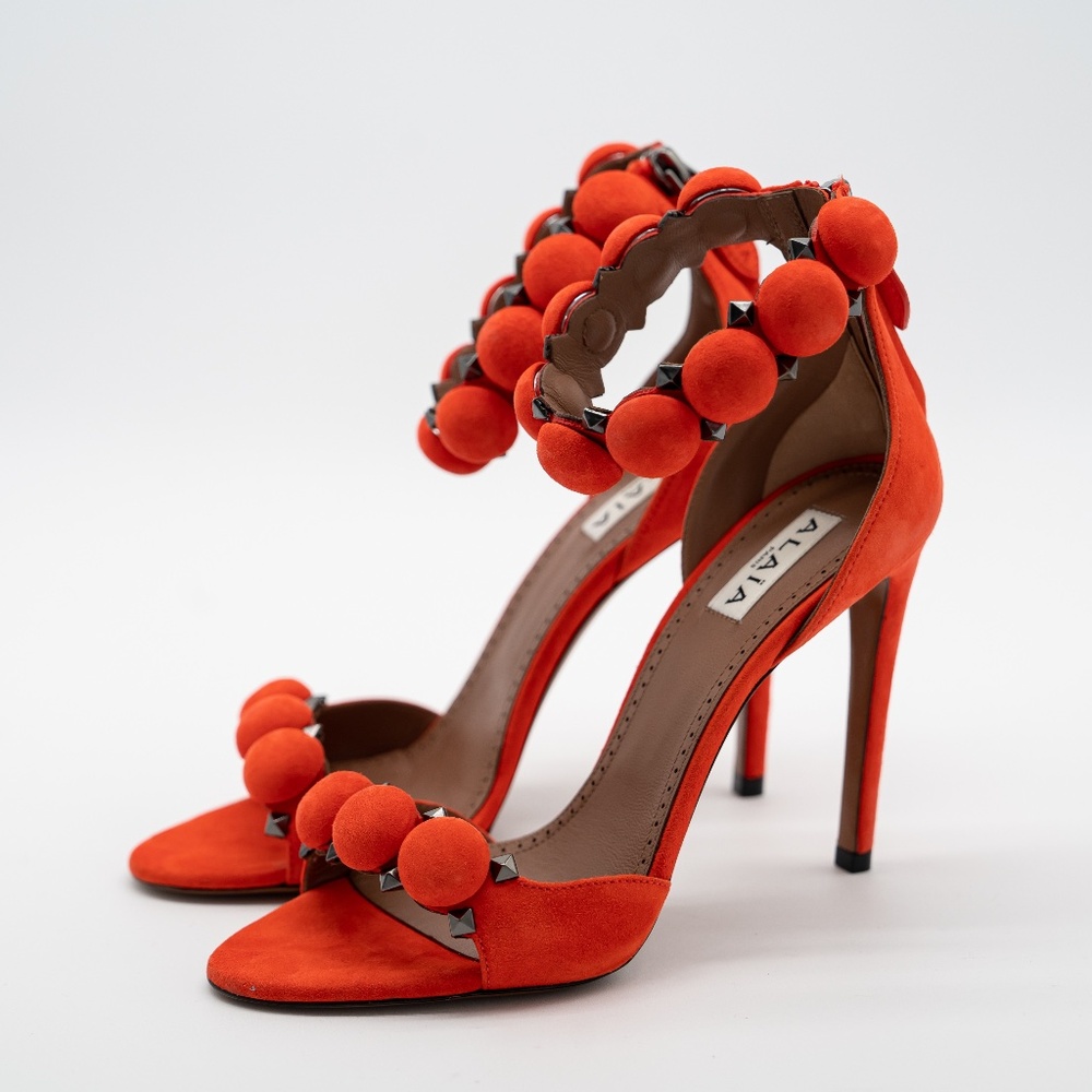 size 37eu 7 US Alaia La Bombe 90 Orange Sandals Strap Studded Suede Heels